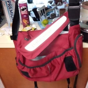 large flip top another FlipTop and zipper compartment inside.